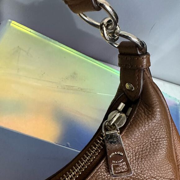 EUC Coach Brown Harley Pebble Leather Hobo Shoulder Bag F38259 - Picture 10 of 15